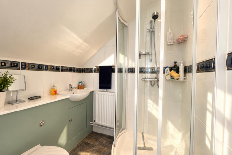Rose Marie - shower room..png