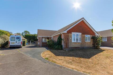Detached bungalow in East Cowes