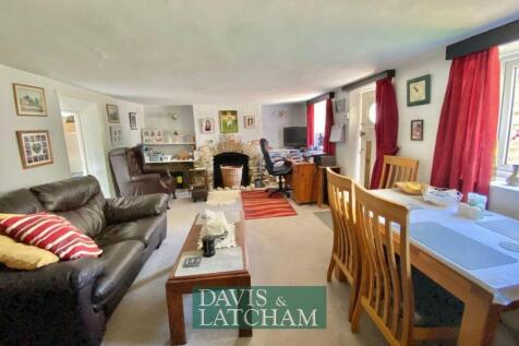 The Sitting/Dining Room