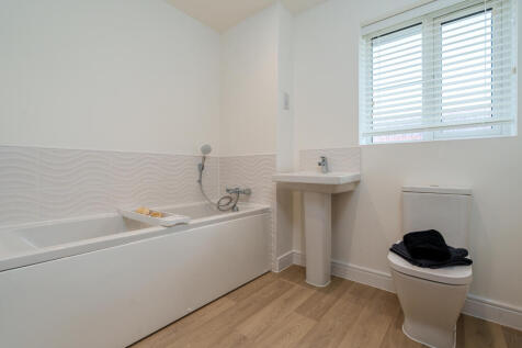 The Holly Special bathroom