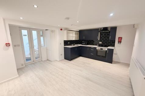 Kitchen & Living Area