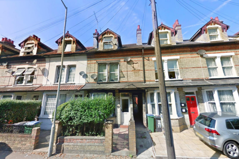 1 Bedroom House in WD18 0DE