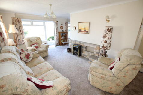 Viking Way 17 - Lounge 1