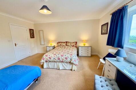 PHOTO-2025-08-12-06-55-38 (12).jpg