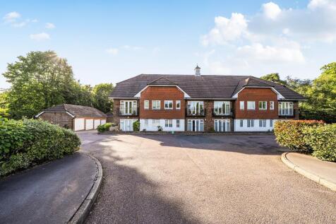 Flat 8 Sanderstead Heights