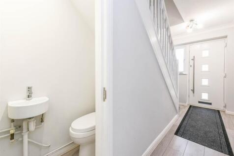 Hallway/WC