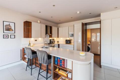 2 George Drive-37.jpg