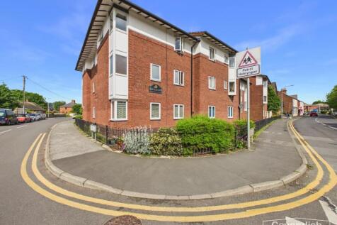 CAM03512G0-PR0159-STILL002.jpg