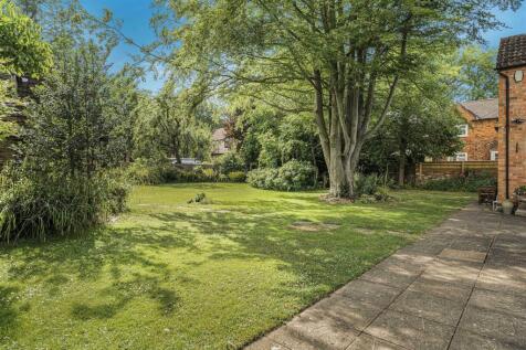 Vale Cottage, 4 Butchers Lane, Pattishall