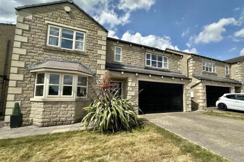 Bramleys Estate Agents - Abbey Close - Mirfield  (