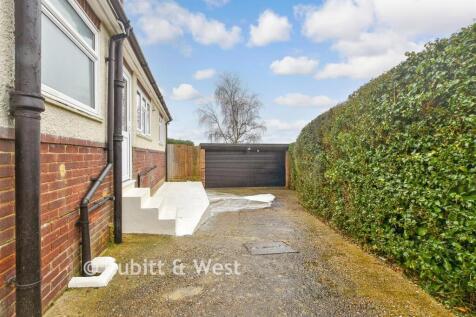 Driveway/Parking