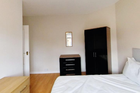 14 KEBLE ROAD-09.png
