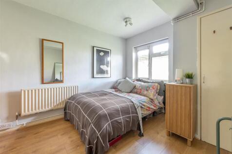 Attlee Terrace, Prospect Hill E17