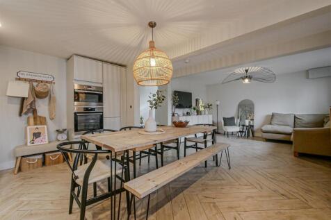 Kitchen/Dining/Family Room