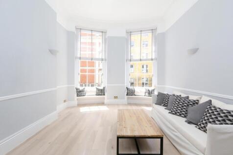 Hinde Street is close to Oxford Street and within easy striking distance of the night life and amenities of the West End. Tenants are eligible to apply for access to gated Manchester Square garden. Th