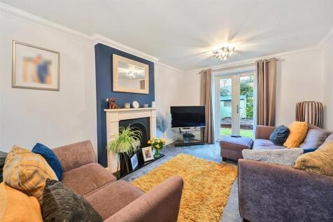 14 Kennel Lane, Paulerspury (33).jpg