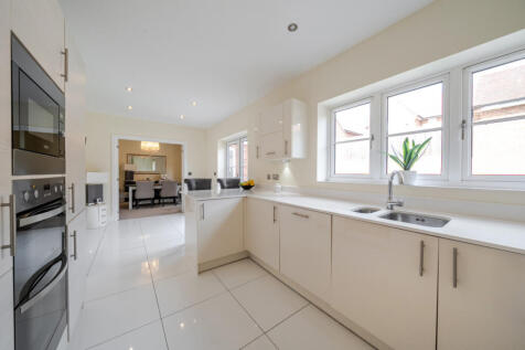 1328016-6-6895e10...