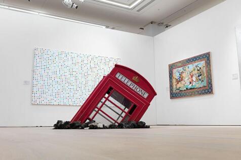 30 Berkeley Square - Interior of Gallery