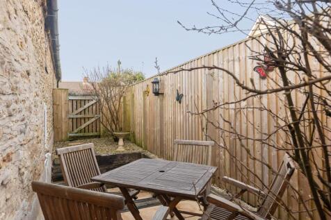 Garth Cottages 6-7 External-7.jpg