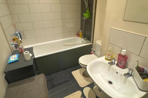 Bathroom.jpeg
