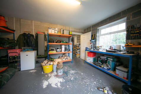 Workshop/Storage space