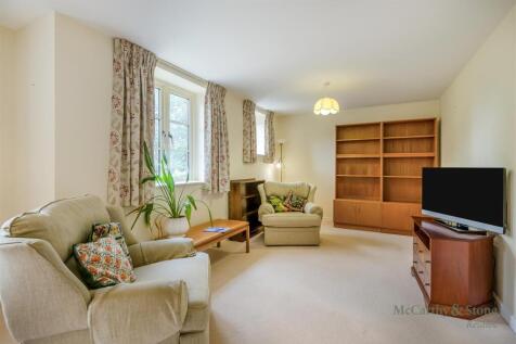8700294-interior10.jpg
