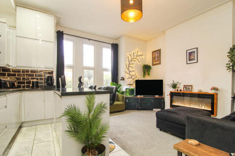 Kitchen/Living room