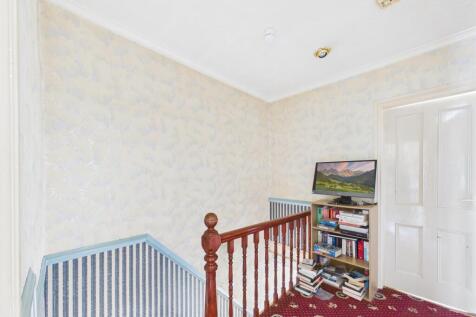 CAM03604G0-PR0329-STILL028.jpg