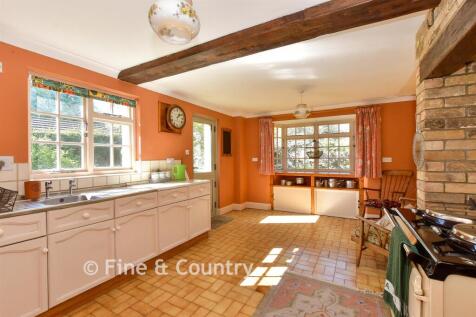 Kitchen/ Breakfast Room