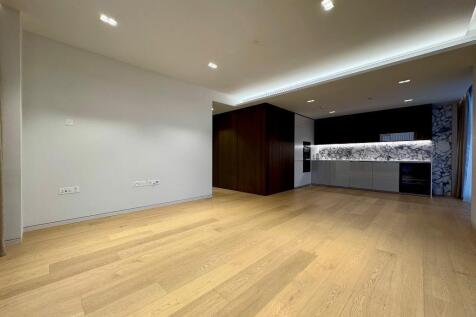 2 bed, 2 bath Flat in manchester - Photo 3