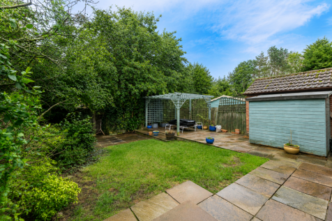 rear garden 10