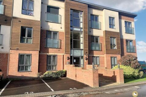Hodsons are delighted to offer to the rental market this well-presented two-bedroom second-floor apartment, situated in a popular residential location. Offering modern and comfortable living throughou