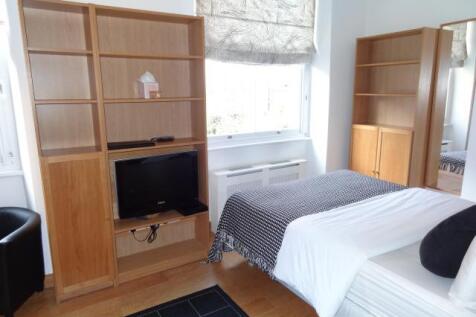 Studio to rent