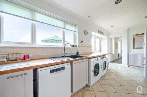 17380df2-0a46-41e...