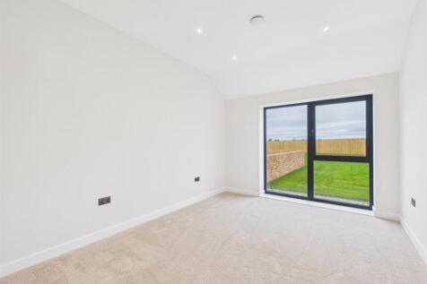 Thorpes Barn Photos (15).jpg