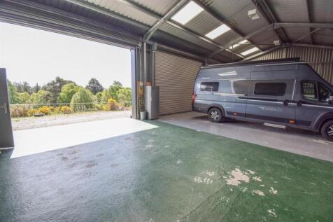 GARAGE ONE