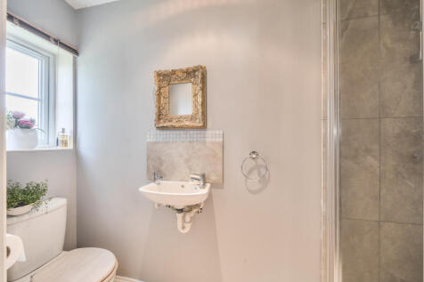 1353157-18-68c460...