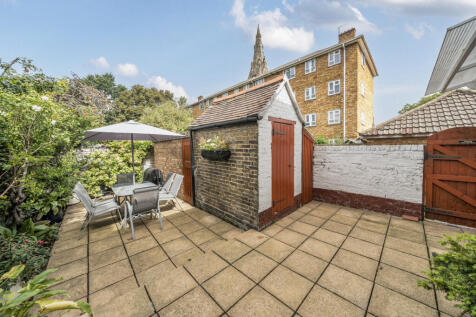 1336442-3-68aef16...