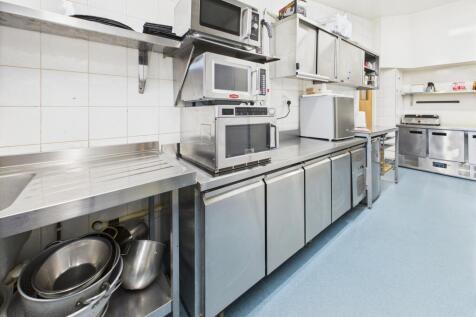 CAM03481G0-PR0107-STILL003