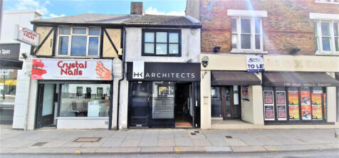 Commercial premesis with One Bedroom Flat, High S