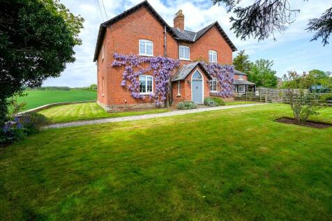 upper foxhall hou...