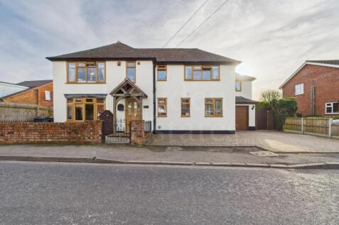 5 bedroom Detached for sale