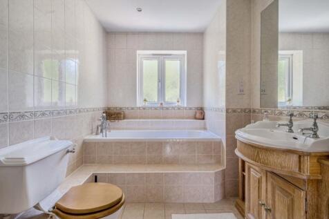 1358443-16-68dbec...