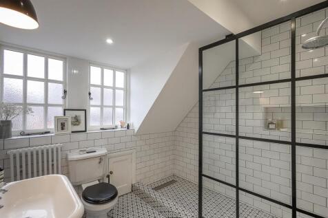 2nd Floor Shower Room