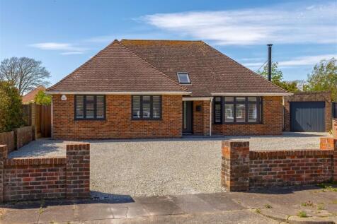 Cowdrey Close_27.jpg
