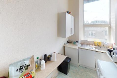 Flat-1-55-Queens-Roa