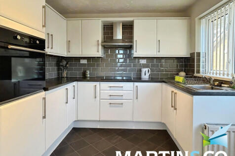 42dd818f-IMG-2025...