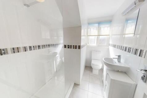 28-Easton-Square-08072024_110034