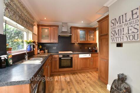 Kitchen/Breakfast Area