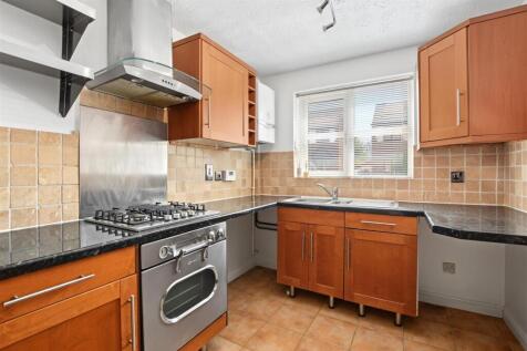 Kitchen_1.jpeg
